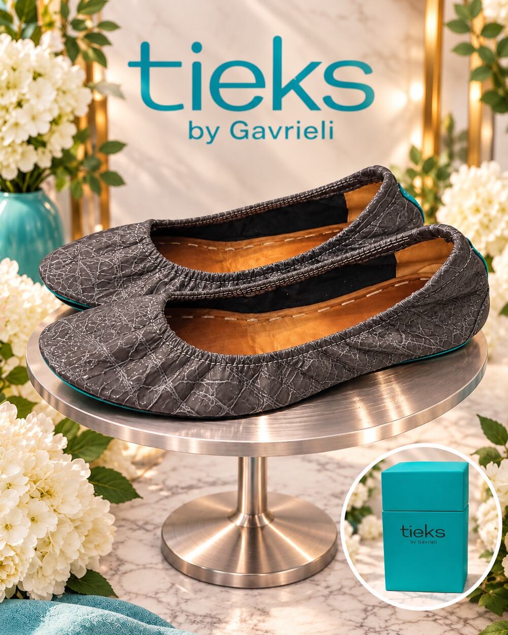 Tieks by Gavrieli Gray Patent Leather Ballet Flats Size 6 With Accessories